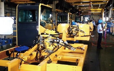油圧ショベルの生産移管が進み、増産に向けた準備が進むKIPLチェンナイ工場
